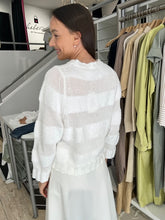 Laden Sie das Bild in den Galerie-Viewer, Fabiana Filippi Damen Pullover in Weiß
