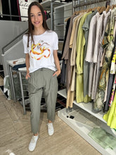 Laden Sie das Bild in den Galerie-Viewer, Margittes Damen Shirt in Weiß mit Druck
