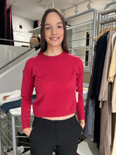 Laden Sie das Bild in den Galerie-Viewer, FFC Damen Pullover in Rot
