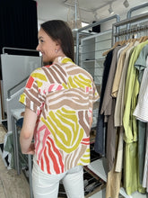 Laden Sie das Bild in den Galerie-Viewer, Luisa Cerano Damen Bluse mit Druck in Multicolour

