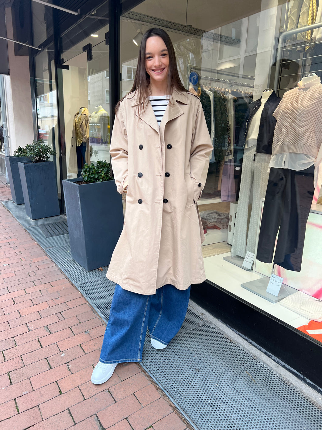 Blode No.8 Damen Trenchcoat in Toast