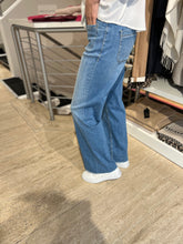 Laden Sie das Bild in den Galerie-Viewer, Cambio Damen Jeans &quot;Tess&quot; in Blau

