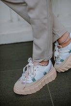 Laden Sie das Bild in den Galerie-Viewer, AGL Damen Chunky Sneaker in Multicolor
