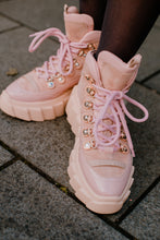 Laden Sie das Bild in den Galerie-Viewer, AGL Damen Sneaker &quot;Blondie Trekkhigh&quot; in Rose
