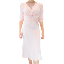 Laden Sie das Bild in den Galerie-Viewer, Ermanno Scervino Damen Kleid in rosa
