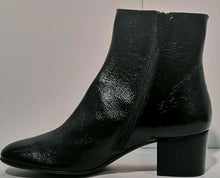 Laden Sie das Bild in den Galerie-Viewer, La Cabala Stiefelette mit Blockabsatz
