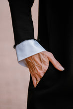 Laden Sie das Bild in den Galerie-Viewer, Antonelli Damen Kleid &quot;Macedonia&quot; in Schwarz

