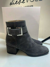 Laden Sie das Bild in den Galerie-Viewer, Sergio Rossi SR Price Stiefelette
