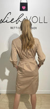 Laden Sie das Bild in den Galerie-Viewer, Peserico Damen Kleid in Natur
